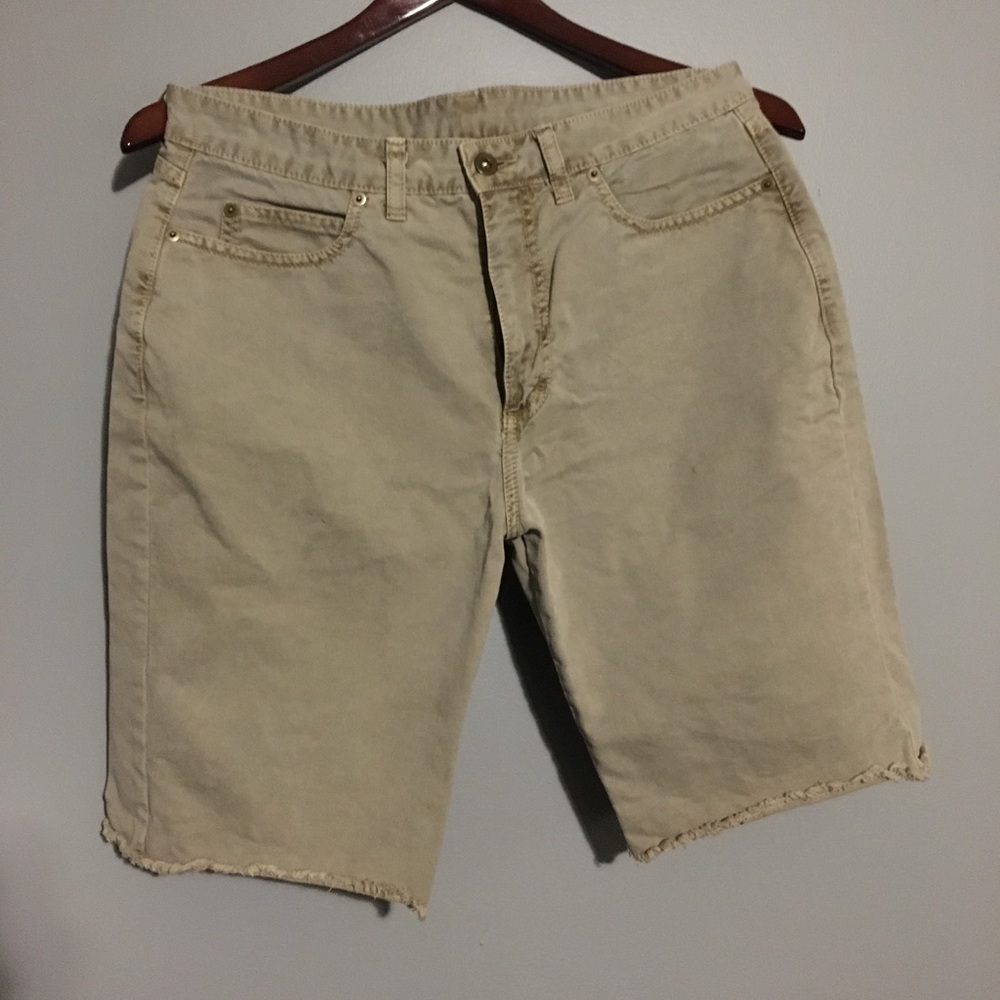 5/48 men’s denim shorts